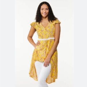 Cato EUC Yellow Floral Hi-Low, Short Sleeve Button-up Tunic,‎ size 18/20W